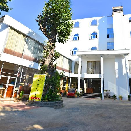 Capitalcity Hotel Badulla Dış mekan fotoğraf